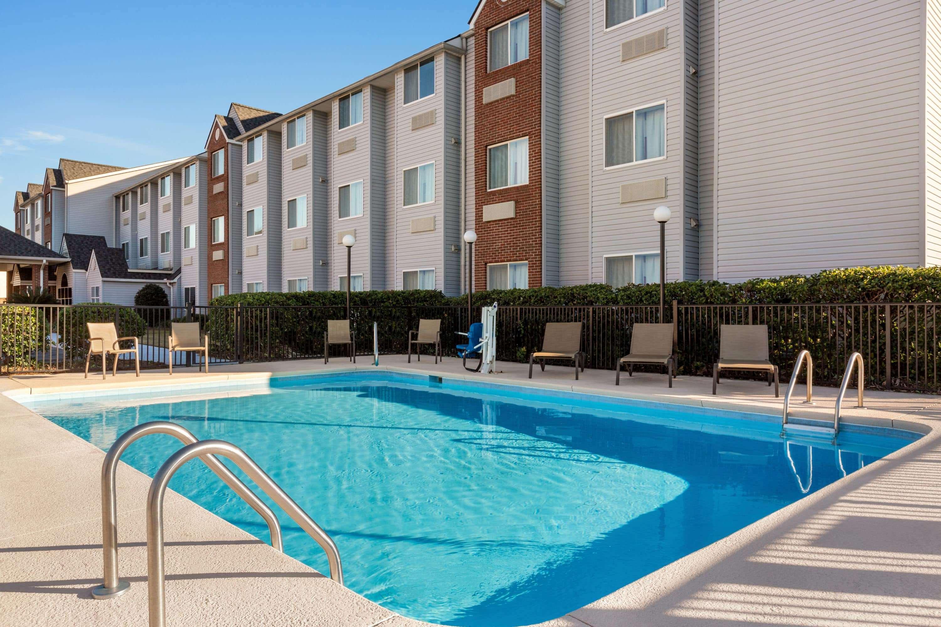 Microtel Inn & Suites By Wyndham Tifton Luaran gambar
