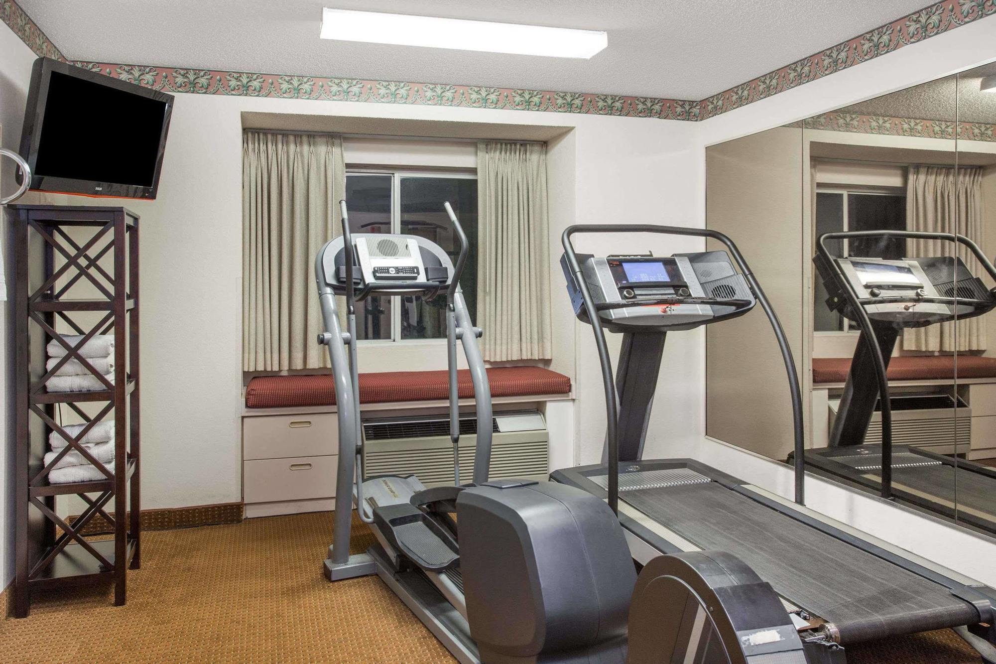 Microtel Inn & Suites By Wyndham Tifton Luaran gambar