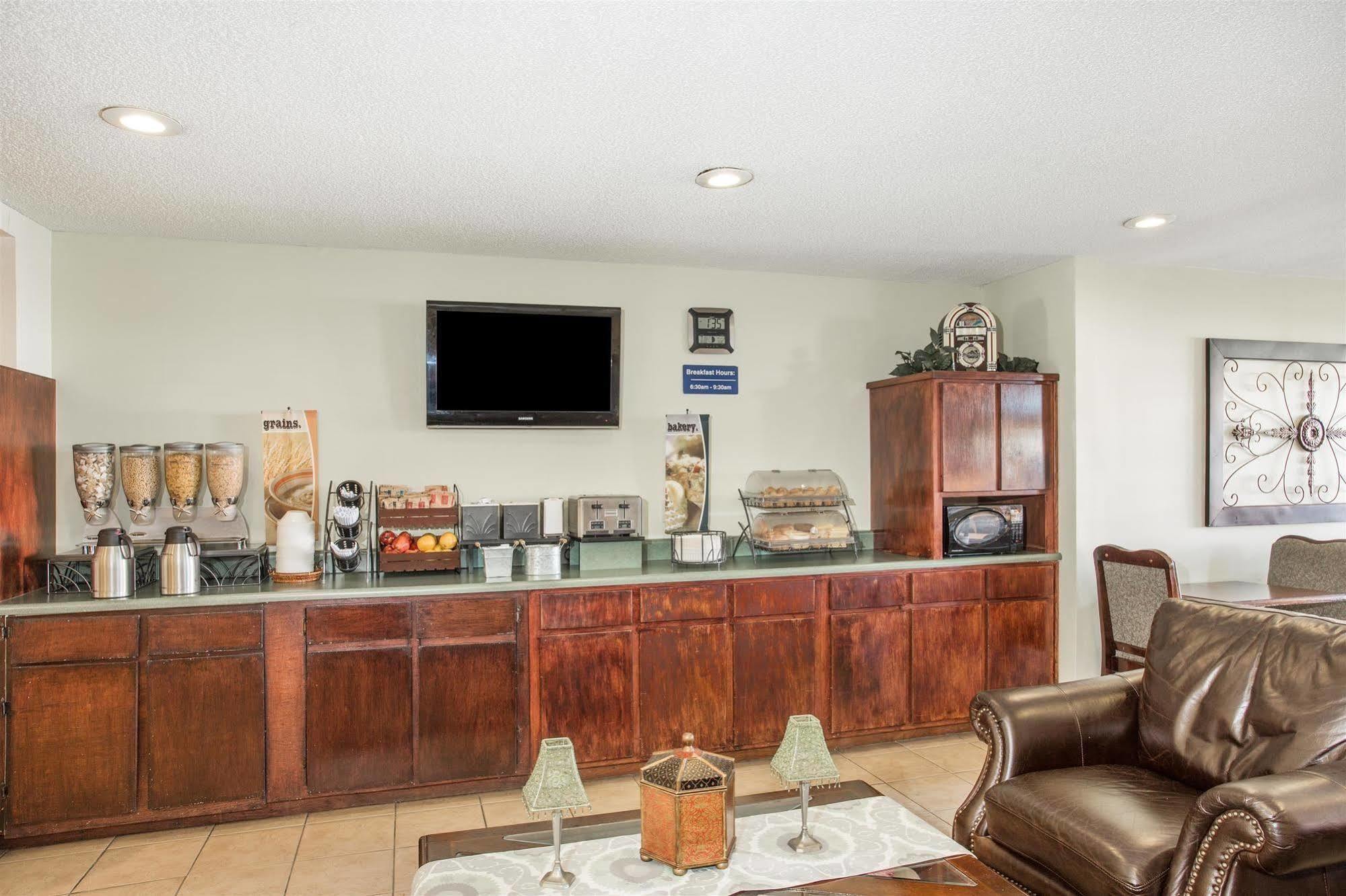 Microtel Inn & Suites By Wyndham Tifton Luaran gambar